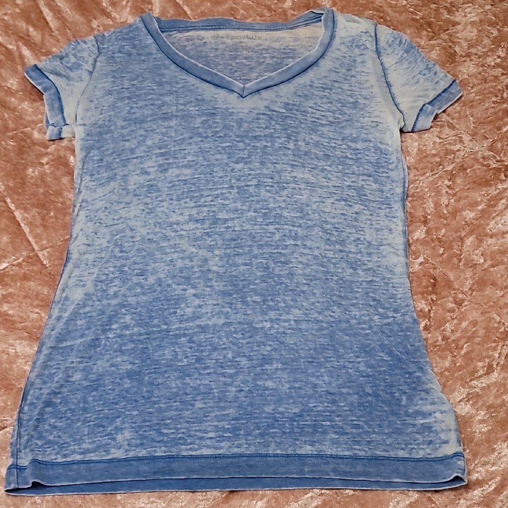 Women's V-neck Aeropostale Large Shirt Light Weight (Thin) Beautiful Blue Color